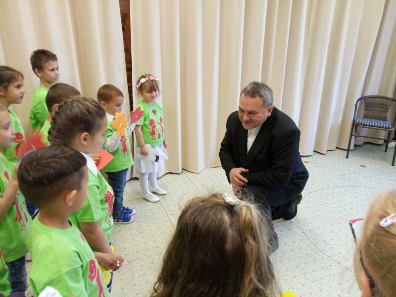 dombóvári óvodalátogatás (5).jpg